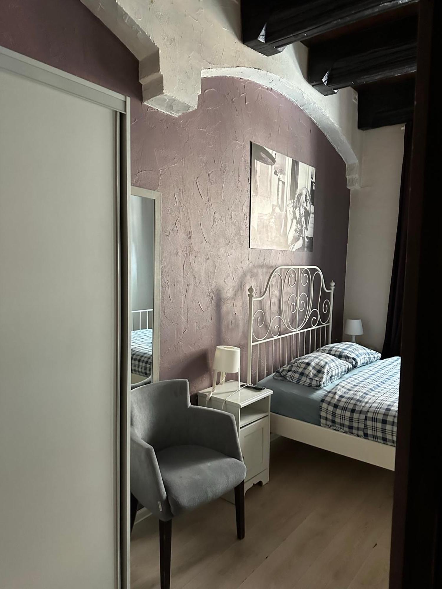 Kolysanka Private Rooms In Old Town Poznan Exterior photo